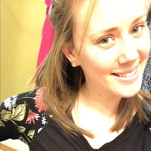 Meet your Posher, Veronica